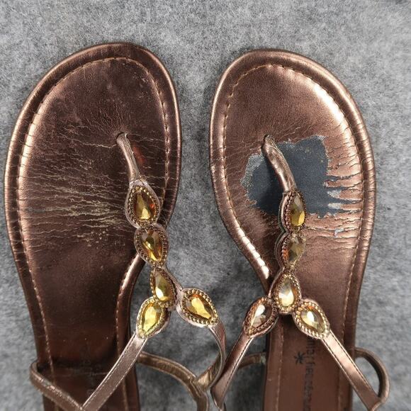 Montego Bay Club Shoes Womens 7.5 Sandals Fashion Flats Thong Ankle Buckle Strap - Picture 7 of 11